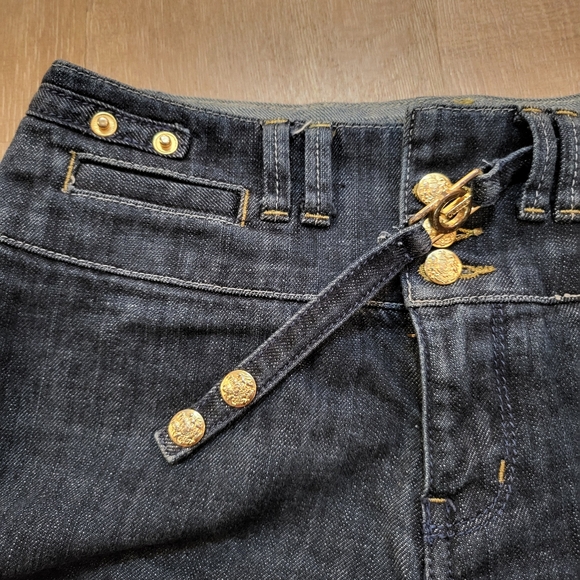 Guess Premium Y2K Denim Shorts 29 Waist Gold Buttons - Picture 7 of 8